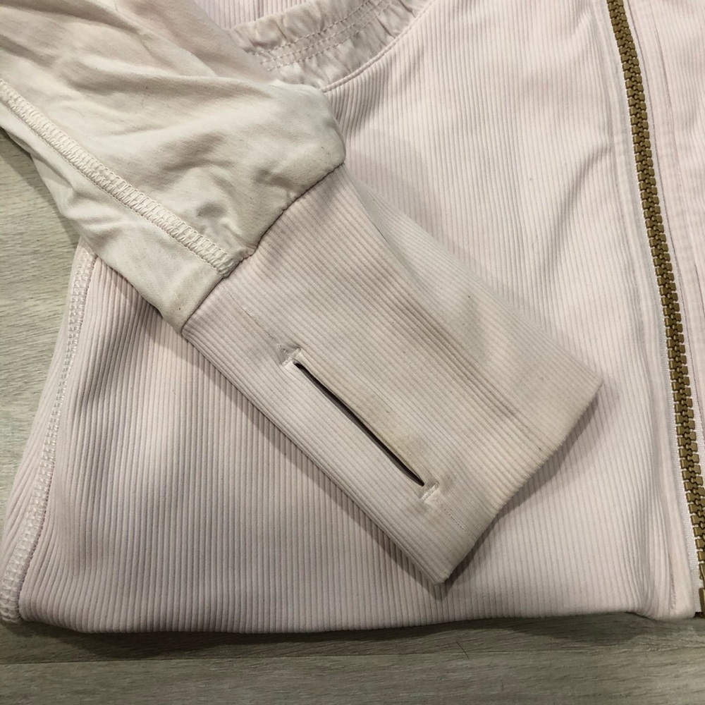 Lululemon Reversible Cool Down Jacket - image 4